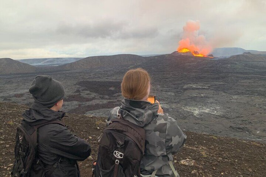 Private Premium Volcano Hike with Local Geology Enthusiasts