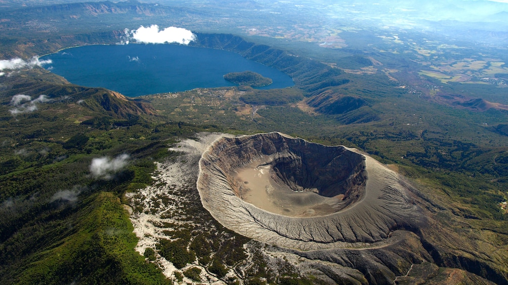 Show item 2 of 5. Volcano in El Salvador