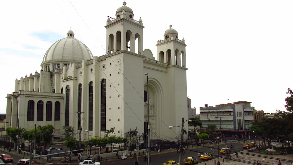 San Salvador capitol