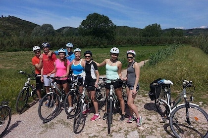 Private Bike Tour through Tuscany Countryside from Lucca