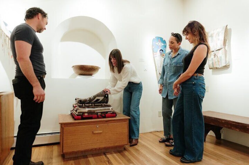 Santa Fe: Canyon Road Art & History Walking Tour (Private Tour)