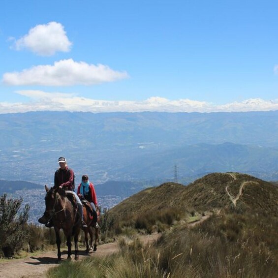 Private Half-Day Cable Car and Horseback Tour Above Quito