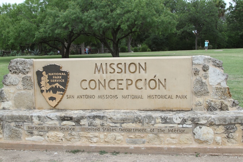 Historic City Afternoon Tour: Boat Locks to Mission Concepcion