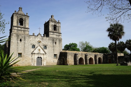 Tur Sore Hari Kota Bersejarah: Perahu Menuju ke Mission Concepcion