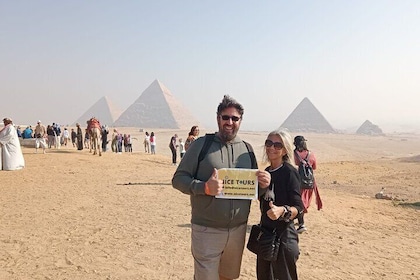 Privater Tag von Sharm nach Kairo mit dem Flugzeug, alle Eintrittsgelder, K...