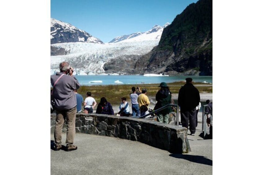 Great Photo spot for the glacier and the icebergs.