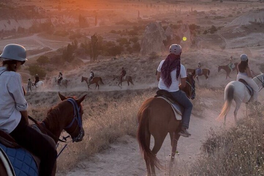 two hour horse tour cappadocia.(economic sunrise, sunset and any timeofthe day