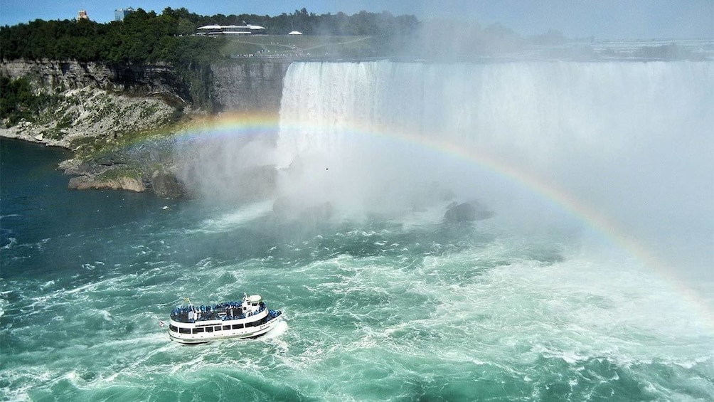 Stunning view of a boat tour in Niagara Falls 