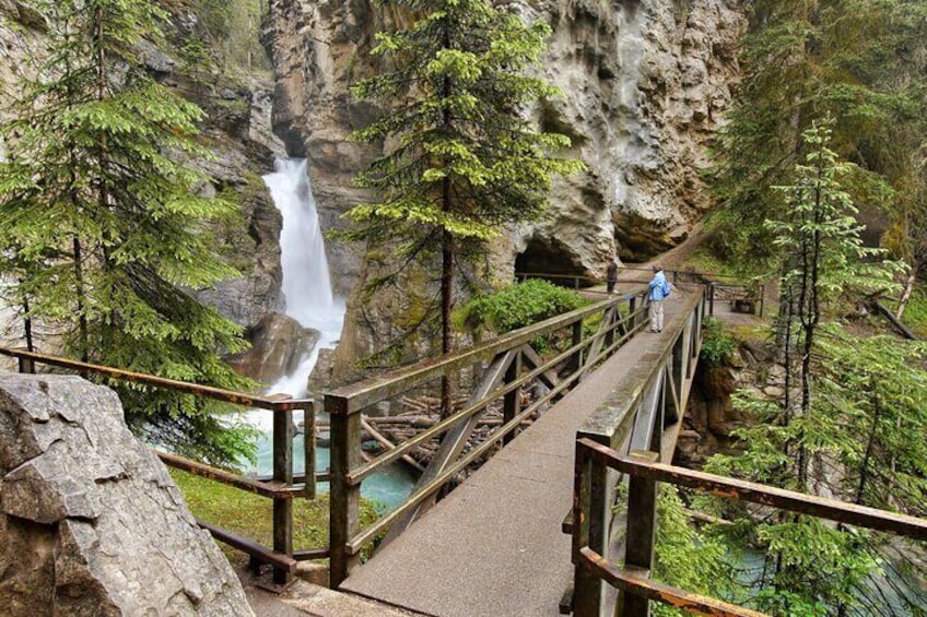 Johnston Canyon Hike to Lower Falls