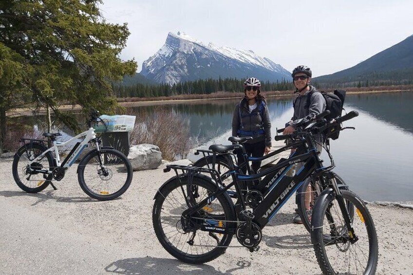 eBike and Hike Banff to Johnston Canyon MODERATE small group guided program