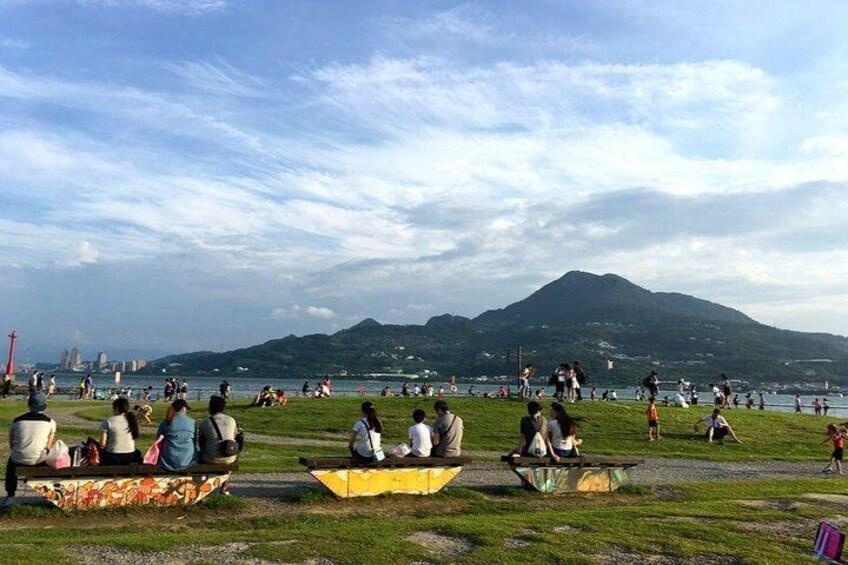 N114 Palace Museum Yangmingshan National Park Tamsui Old Street Taipei Day Tour (10h)