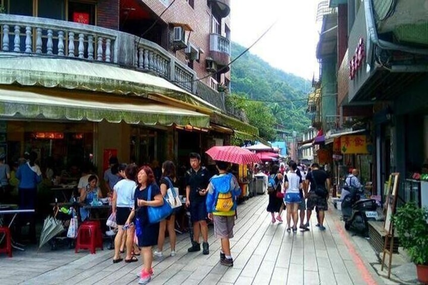 N116 Shijiu Old Street Qiandao Lake Secret World Gossip Tea Garden Day Tour (10h)