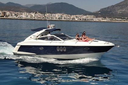 Private 4h Half-Day Luxury Boat Trip from Puerto Banus, Marbella