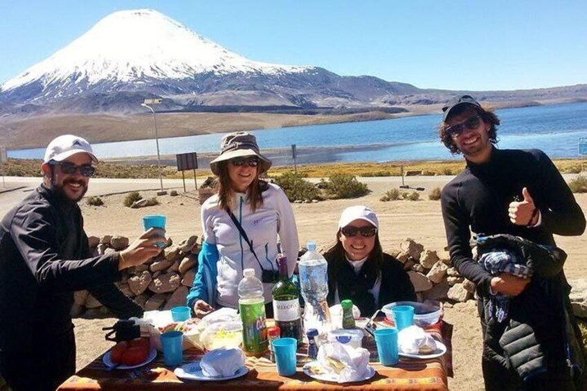 Picnic on Lake Chungará