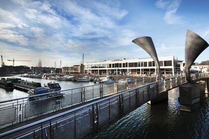 Guided Walking Tour of Bristol Old City and Harbour