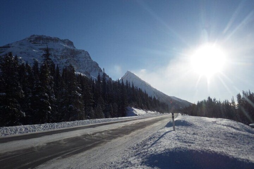 GPS-Guided Driving Tour: Icefields Parkway between Lake Louise & Jasper, Alberta