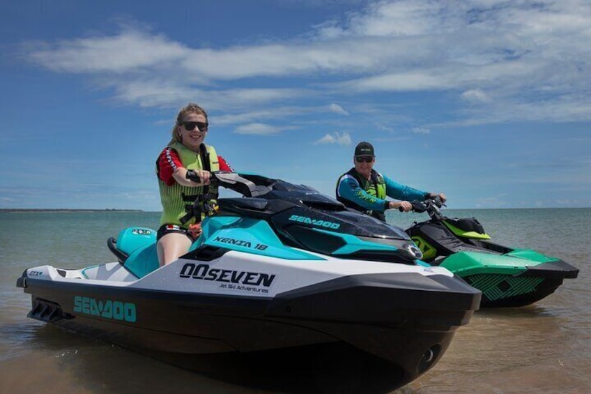 1-Hour Casino Royale Jet Skiing in Darwin