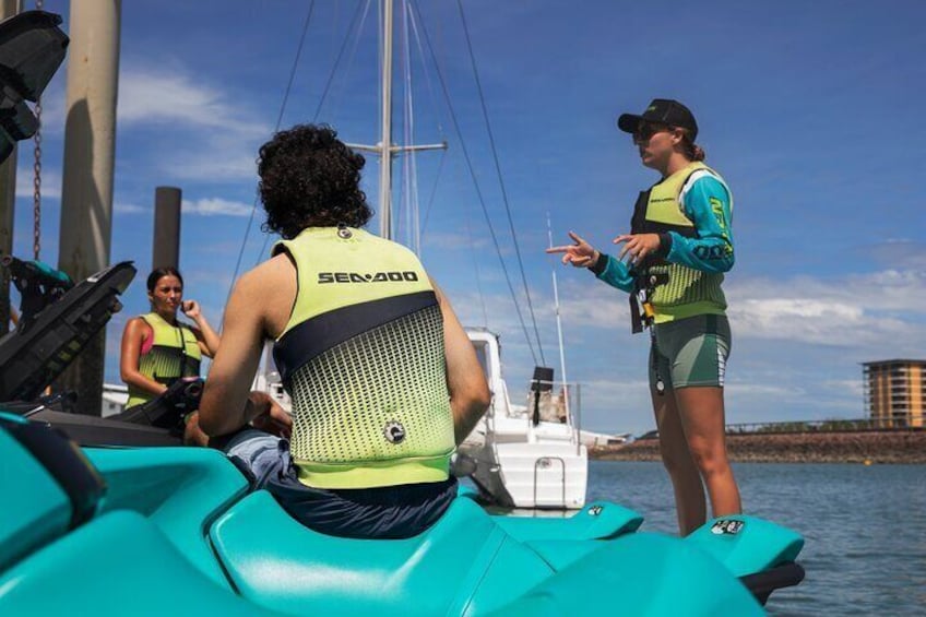 1-Hour Casino Royale Jet Skiing in Darwin