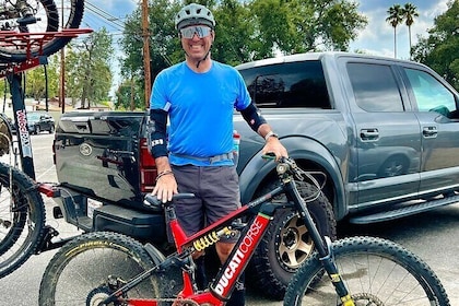 Tour El Prieto en bicicleta de montaña eléctrica cuesta abajo : Intermedio