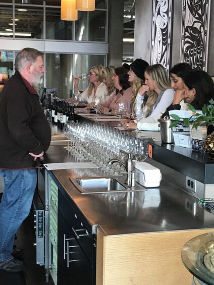 Seattle Art & Wine Tasting Tour