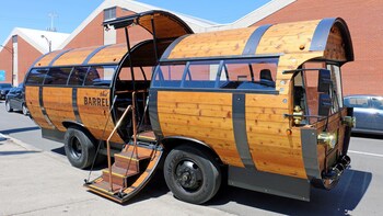 Barrel Bus Craft Brewery Tour with Beer Samples