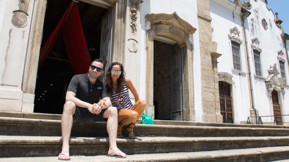 Couple traveling in Rio de Janeiro 
