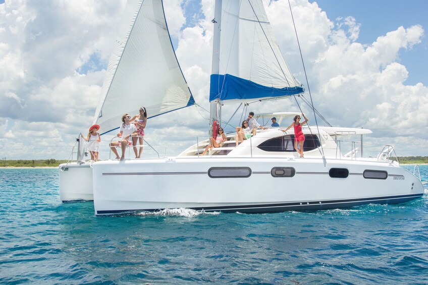 Luxury Sailing & Snorkeling Experience from Riviera Maya