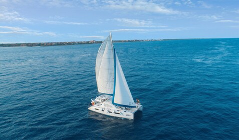 Voile de luxe et plongée en apnée au départ de la Riviera Maya