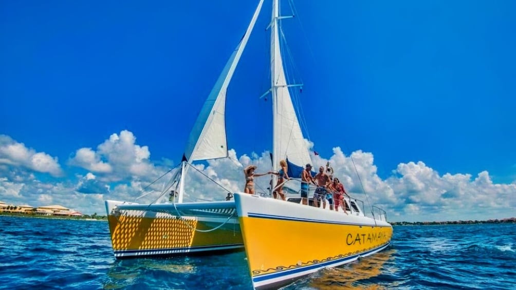 Catamaran Sailing Cruise with Reef Snorkeling & Lunch