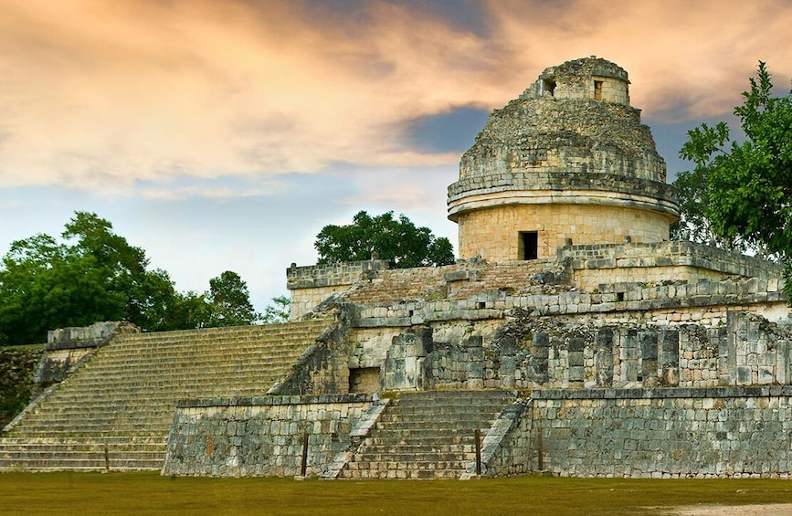 Amazing Cultural Experience at Chichen Itza Delux