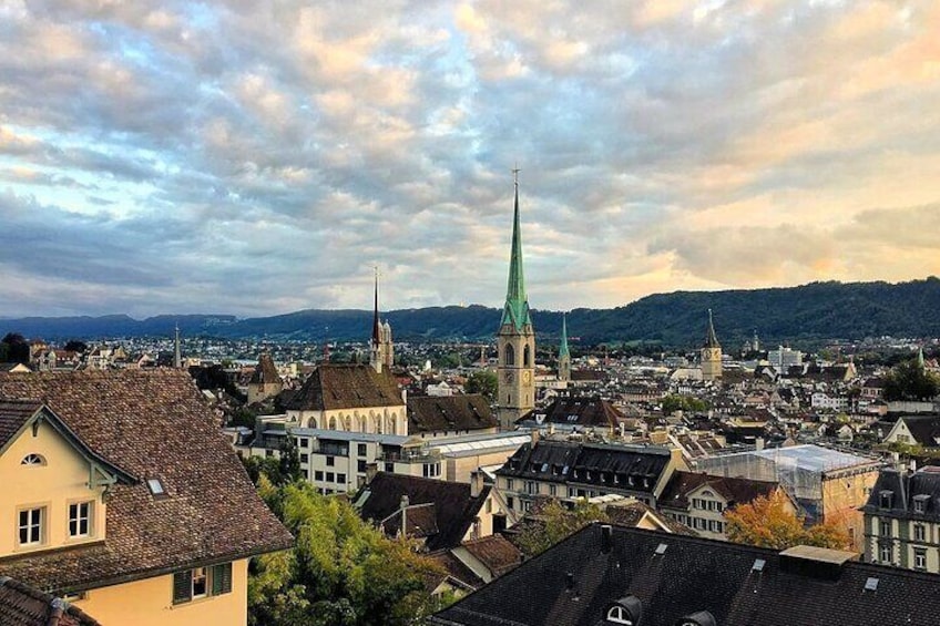 Half-Day Guided Walking Tour of Zurich Including a Lake Cruise