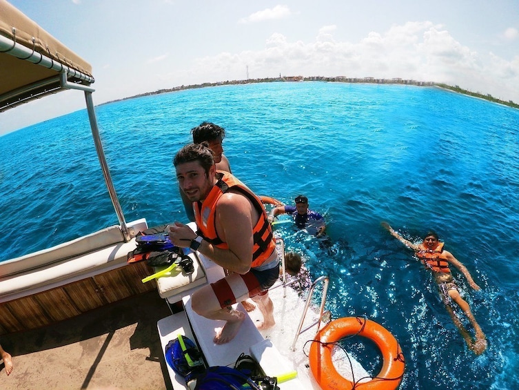 Half-Day Puerto Morelos Snorkeling Experience with Lunch