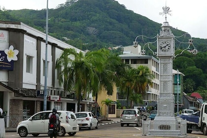 Victoria City Walking Tour | Mahé, Seychelles | Private tour on foot | Barr...