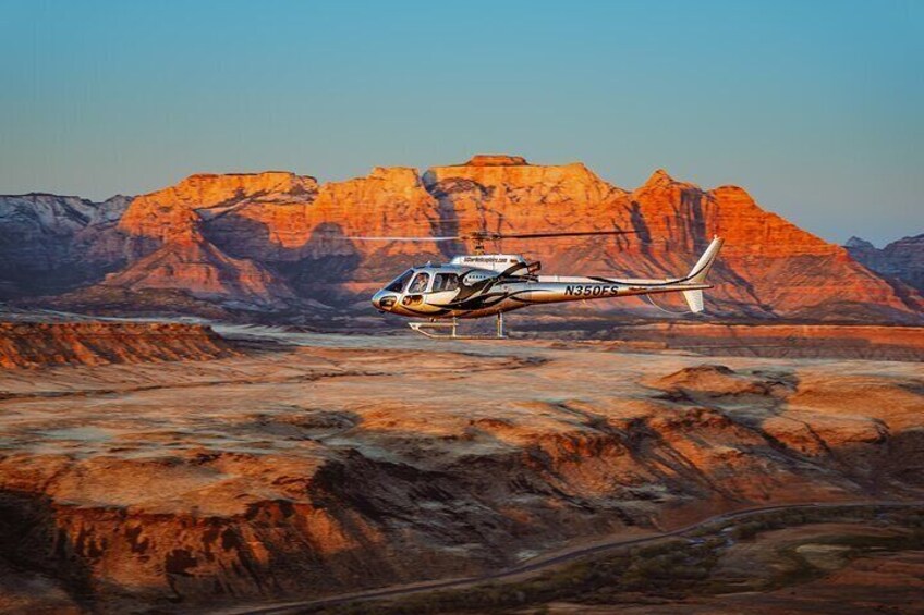 100 Mile Zion National Park Panoramic Helicopter Flight