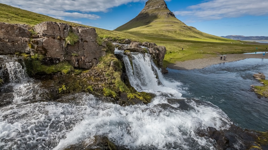 Snæfellsnes Peninsula Volcanoes, Beaches & Fishing Villages Tour