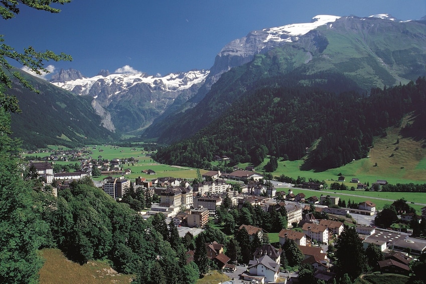 Engelberg Mountain Resort & Lucerne Excursion