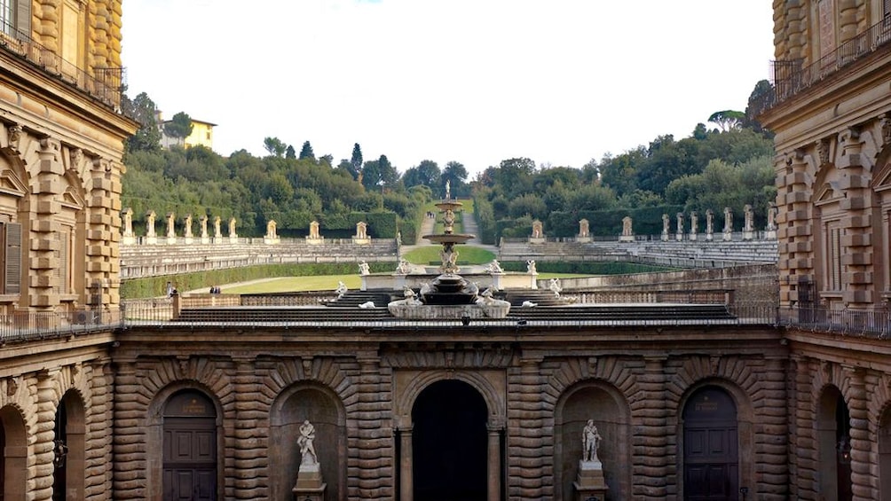 Skip-the-Line Pitti Palace Guided Tour