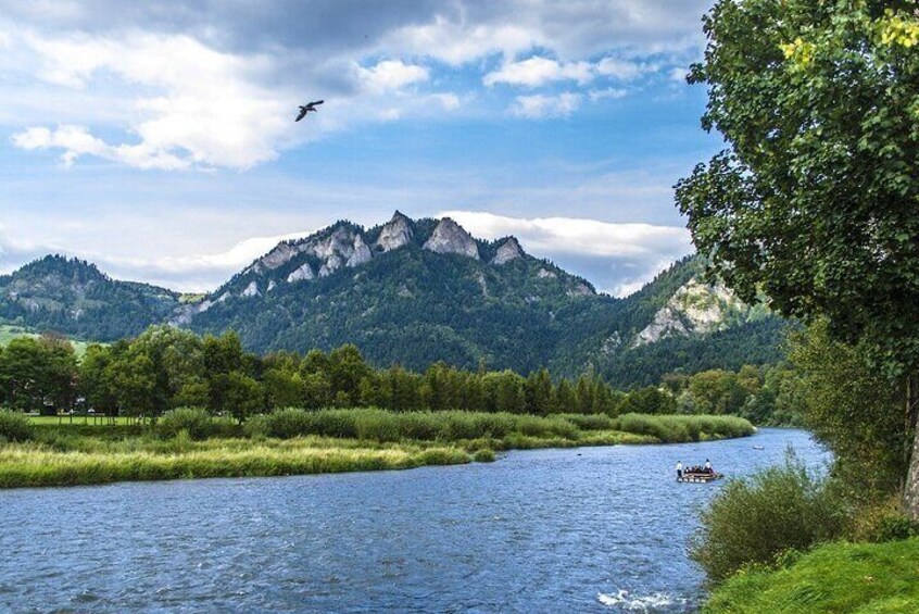 Private Full-Day Dunajec Rafting and Thermal Baths Tour from Krakow