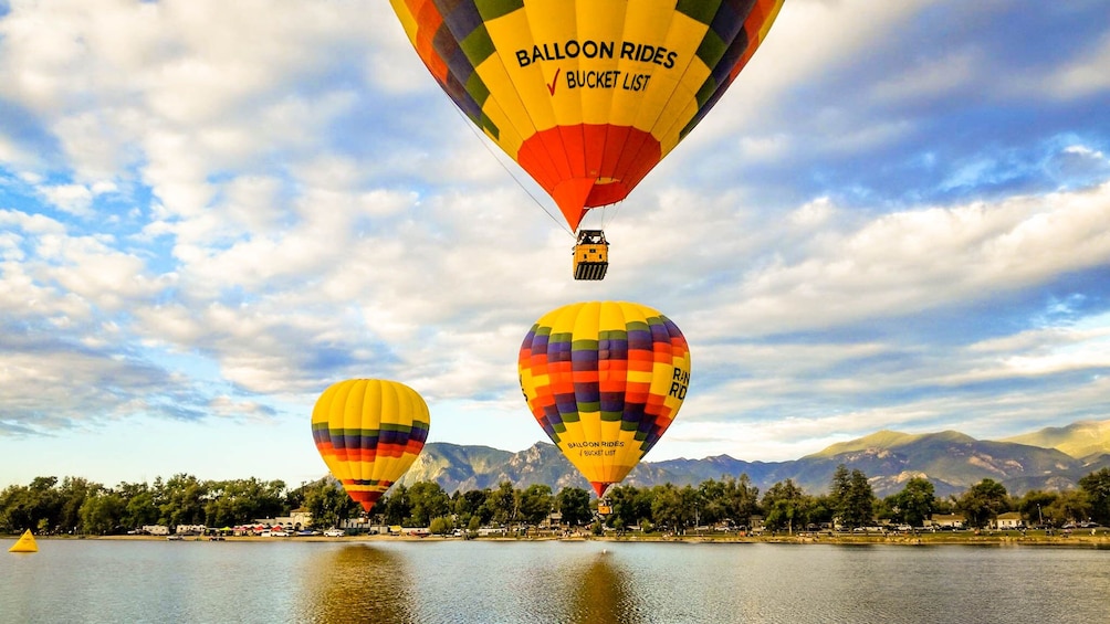 Sunrise Hot Air Balloon Ride with Champagne Toast & Pastry Breakfast