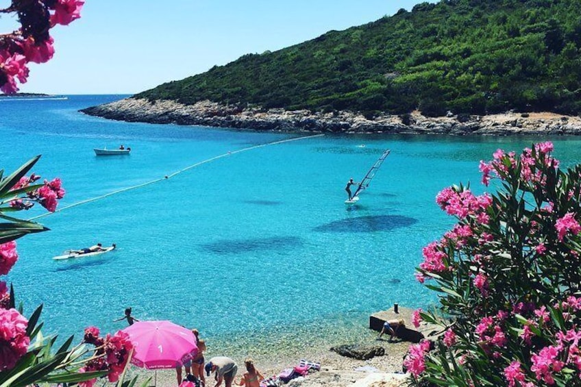 Milna bay