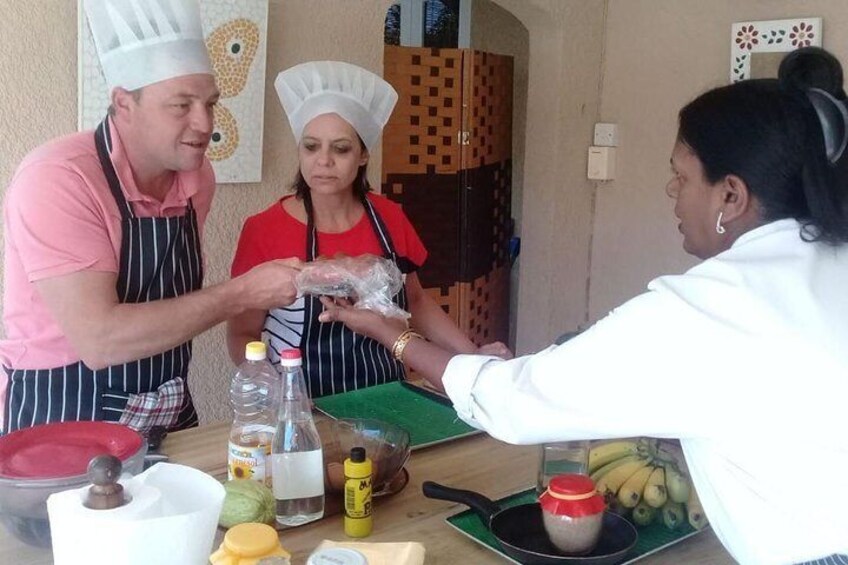 Join Chef Sandy in her Kitchen and discover little secrets of Mauritian cuisine