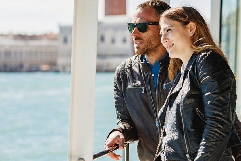 Venice in one day, Hop-on Hop-off with audio guides on a panoramic eco-boat