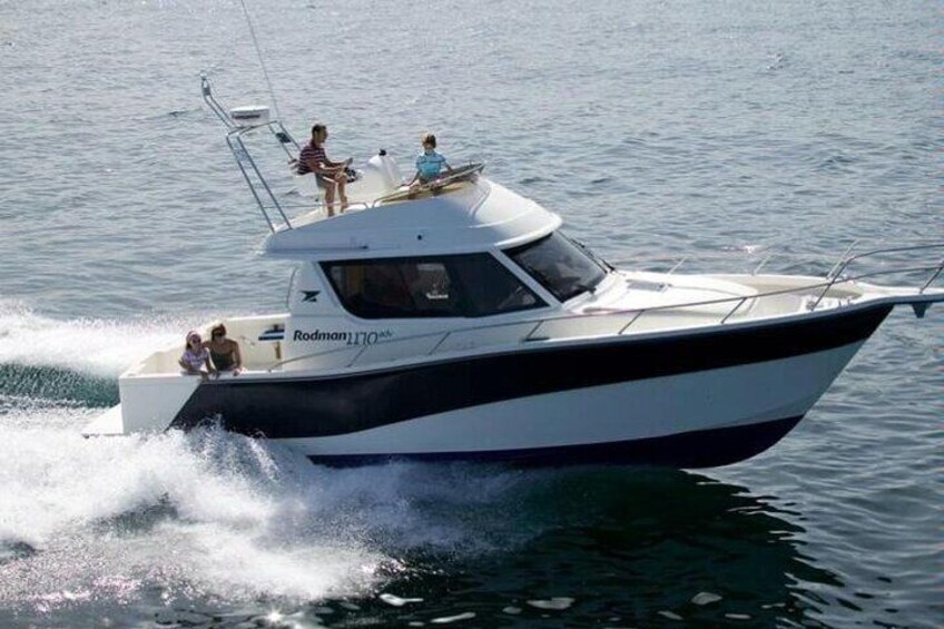 Full Day by Boat with Private Tour in Natural Park