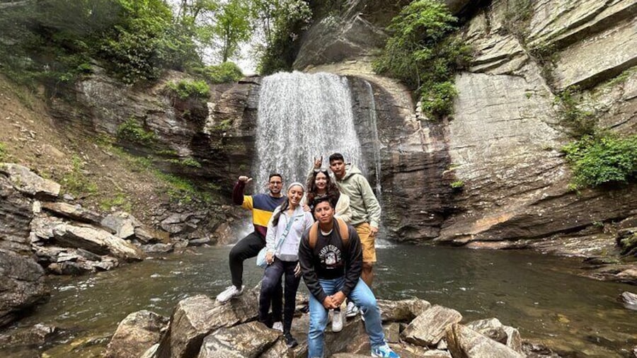 Waterfall Hike and Jeep Excursion - Waterfall Hiking Tour