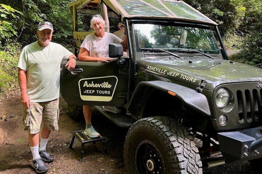 Backroads and Waterfalls Hiking Tour by Jeep