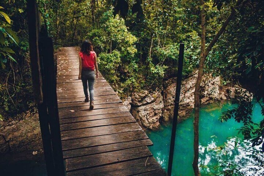Bombil Pek Caves Private Full-Day Tour from Coban