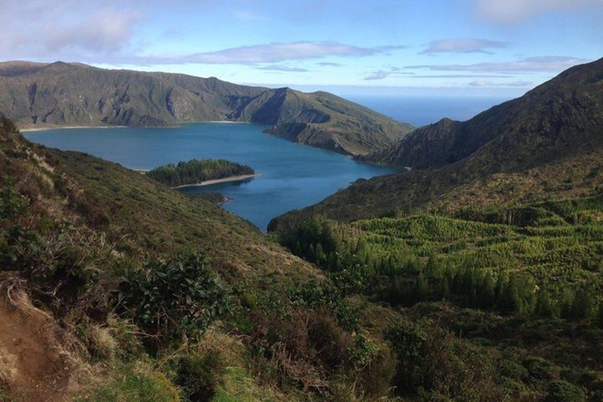 Extraordinary Half-Day Tour 4x4 - Unexplored landscapes & Lagoa do Fogo- Join Us