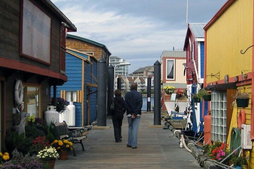 Victoria Harbour: GPS-Guided Audio Walking Tour