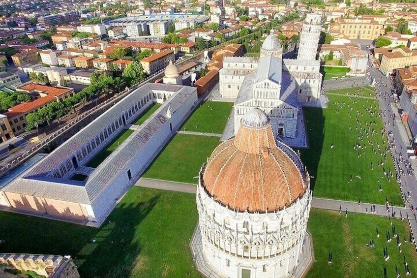 Private and Guided Tour of Piazza dei Miracoli in Pisa