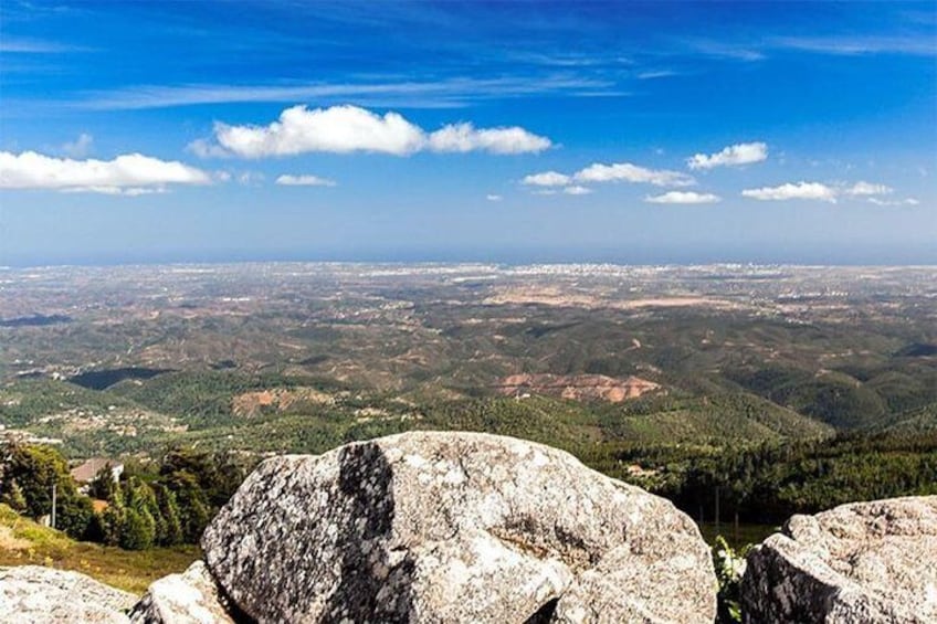 Premium Wine and Gastronomic Mountain Tour in The Algarve